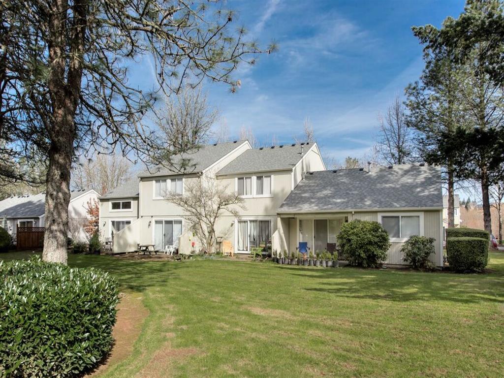 Photos and Video of Village At Creekside Townhomes in Salem, OR